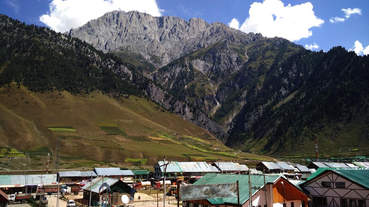 Hotel Glacier Heights Sonāmarg 外观 照片